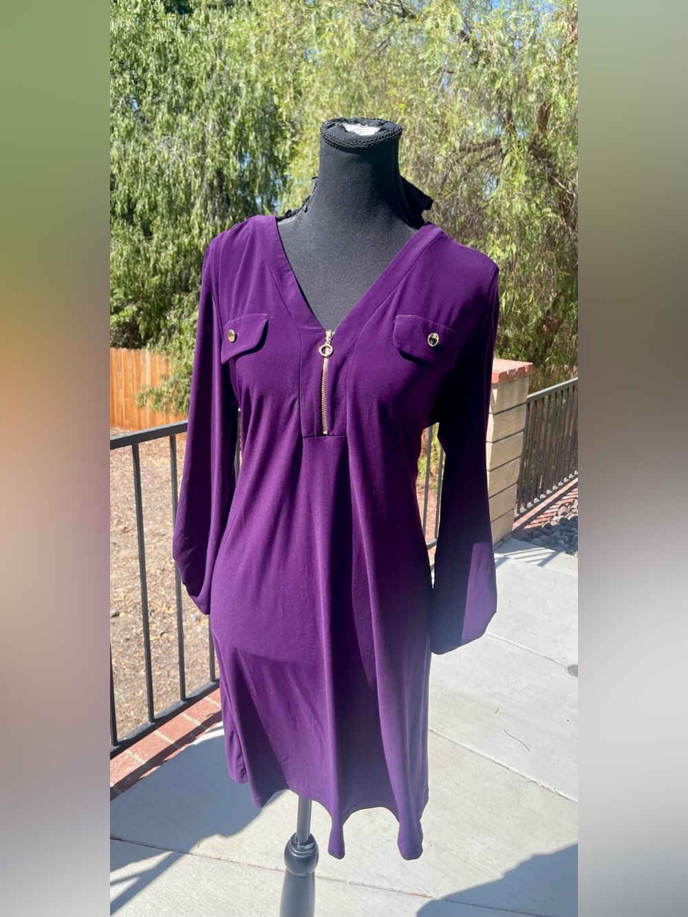 Gently loved Women's Purple V-Neck Zip Front Dress